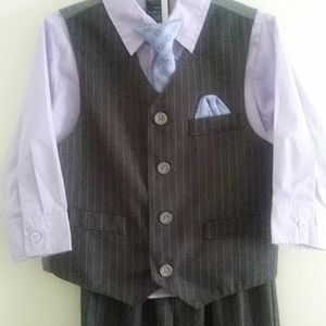 Nautica 3T shirt/vest/pant with handkerchief & tie